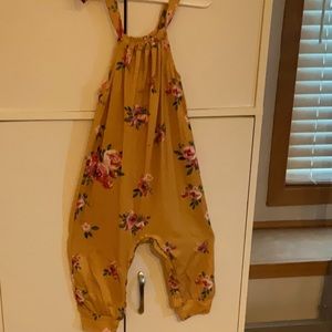 Bailey’s blossoms brand – jumpsuit – new